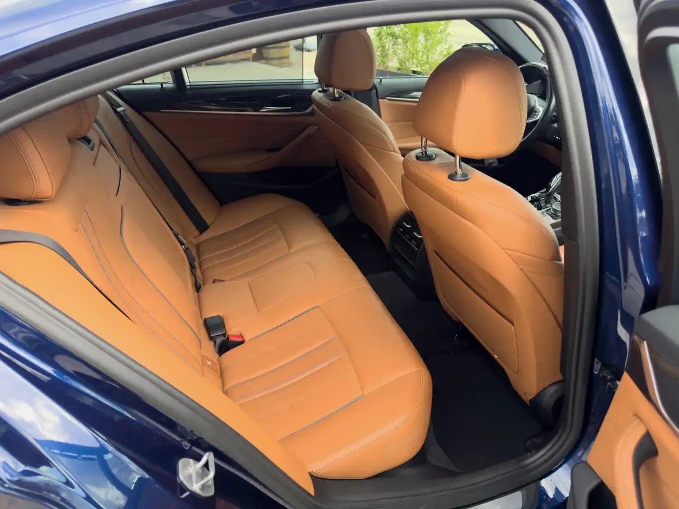 BMW 530E, снимка 13 - Автомобили и джипове - 54945908