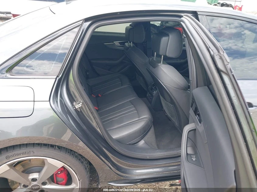 Audi A4 PREMIUM PLUS 45 TFSI S LINE QUATTRO S TRONIC, снимка 8 - Автомобили и джипове - 55067648
