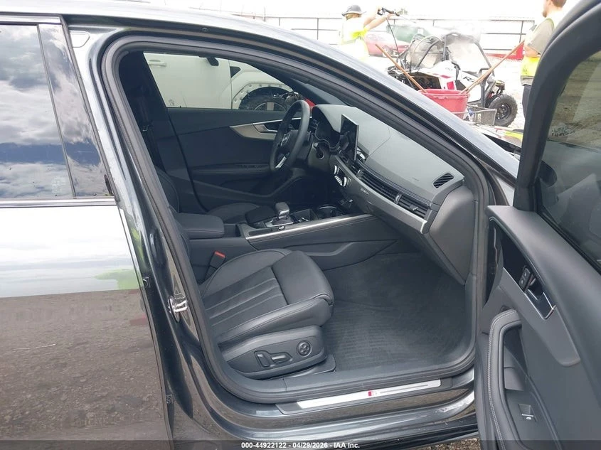 Audi A4 PREMIUM PLUS 45 TFSI S LINE QUATTRO S TRONIC, снимка 5 - Автомобили и джипове - 55067648