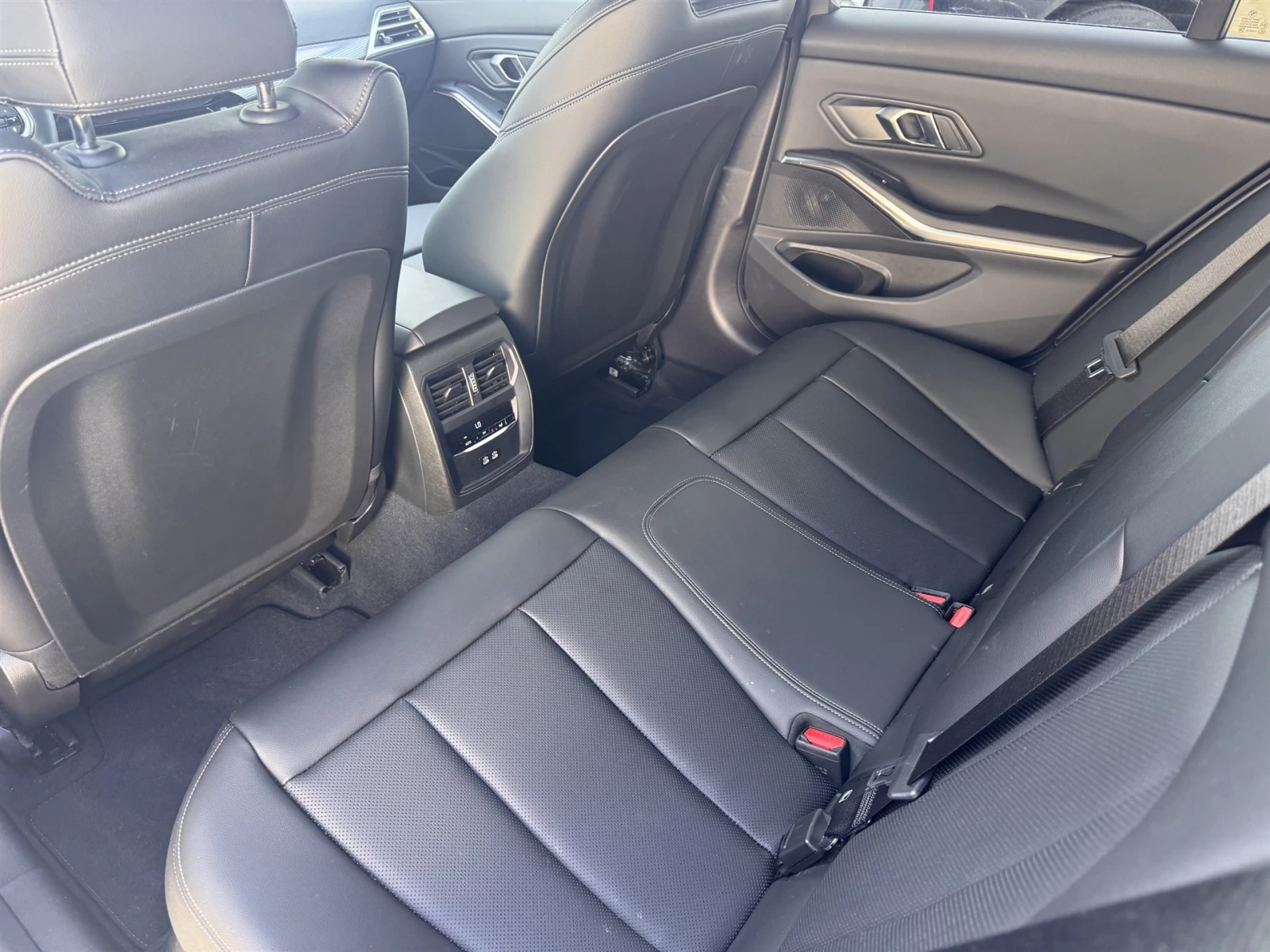 BMW 320 xDrive Sedan (MX) | Mobile.bg � ����������� 14
