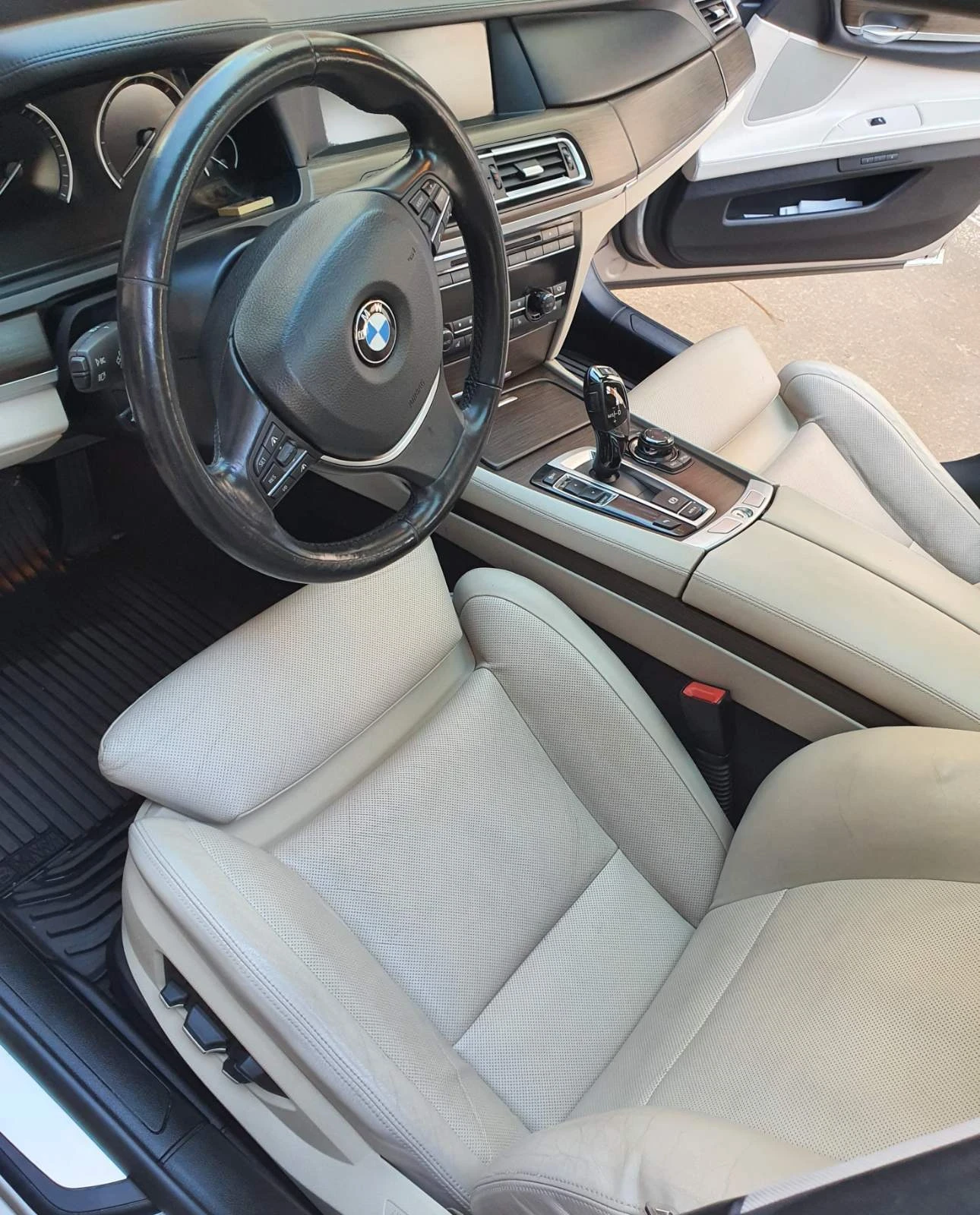 BMW 730 F 01 , снимка 13 - Автомобили и джипове - 55446818