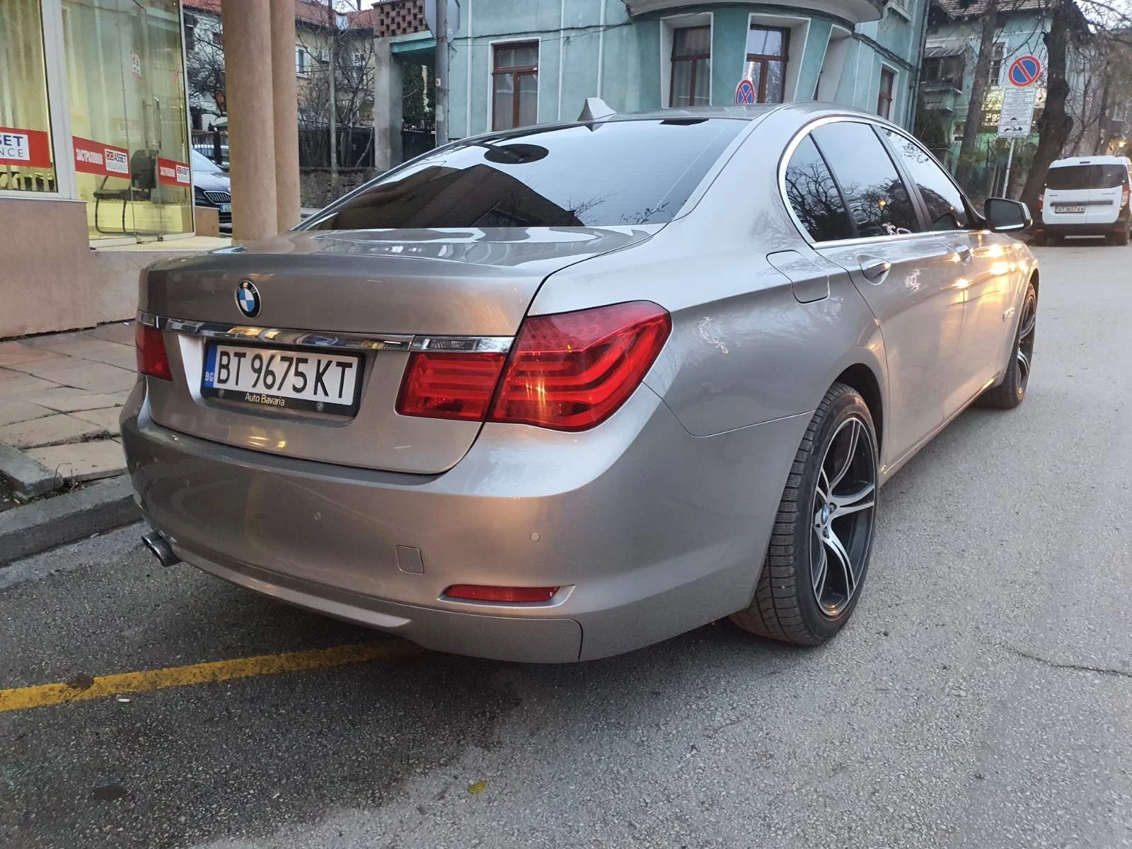 BMW 730 F 01 , снимка 2 - Автомобили и джипове - 55446818