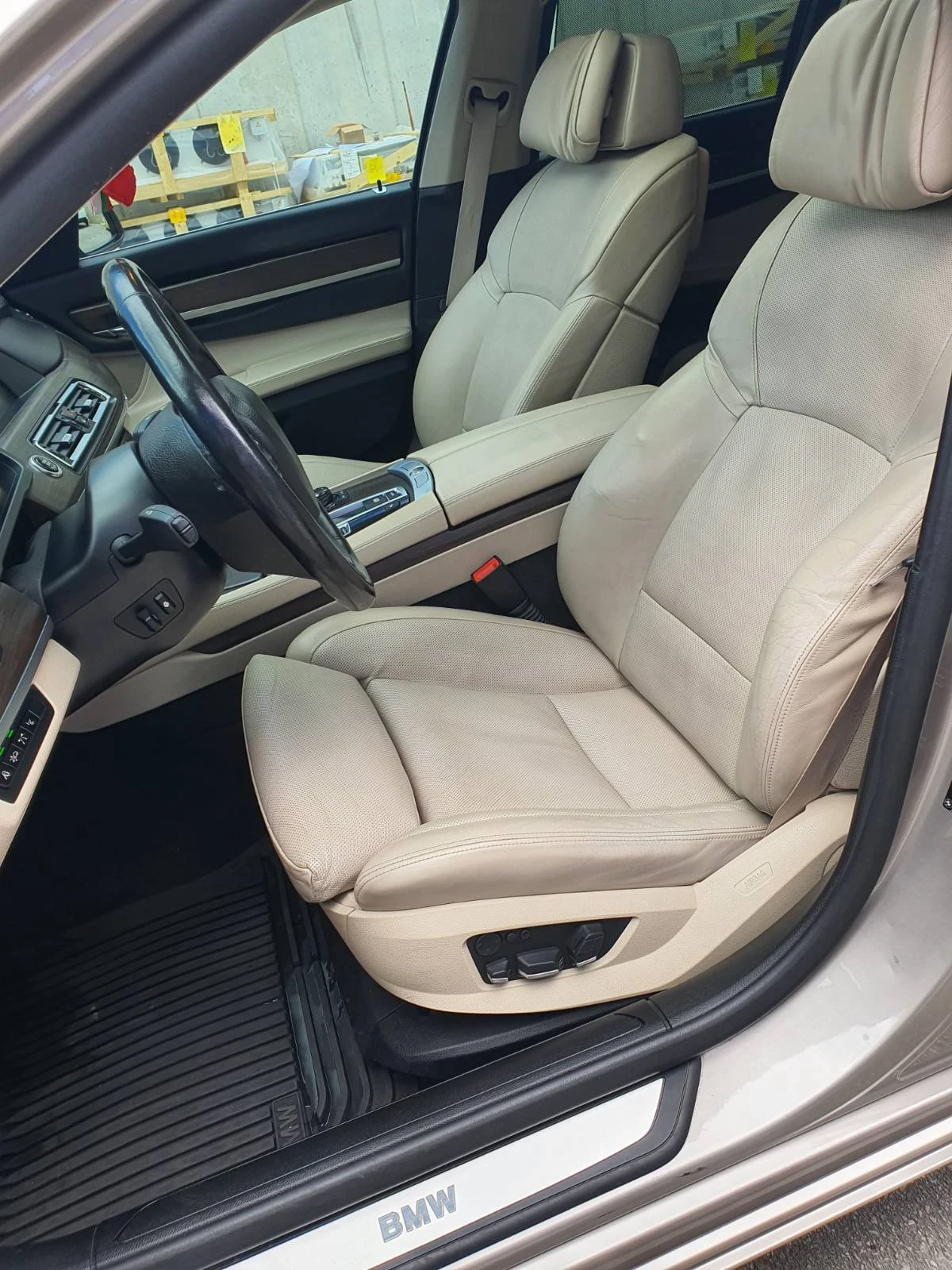 BMW 730 F 01 , снимка 15 - Автомобили и джипове - 55446818