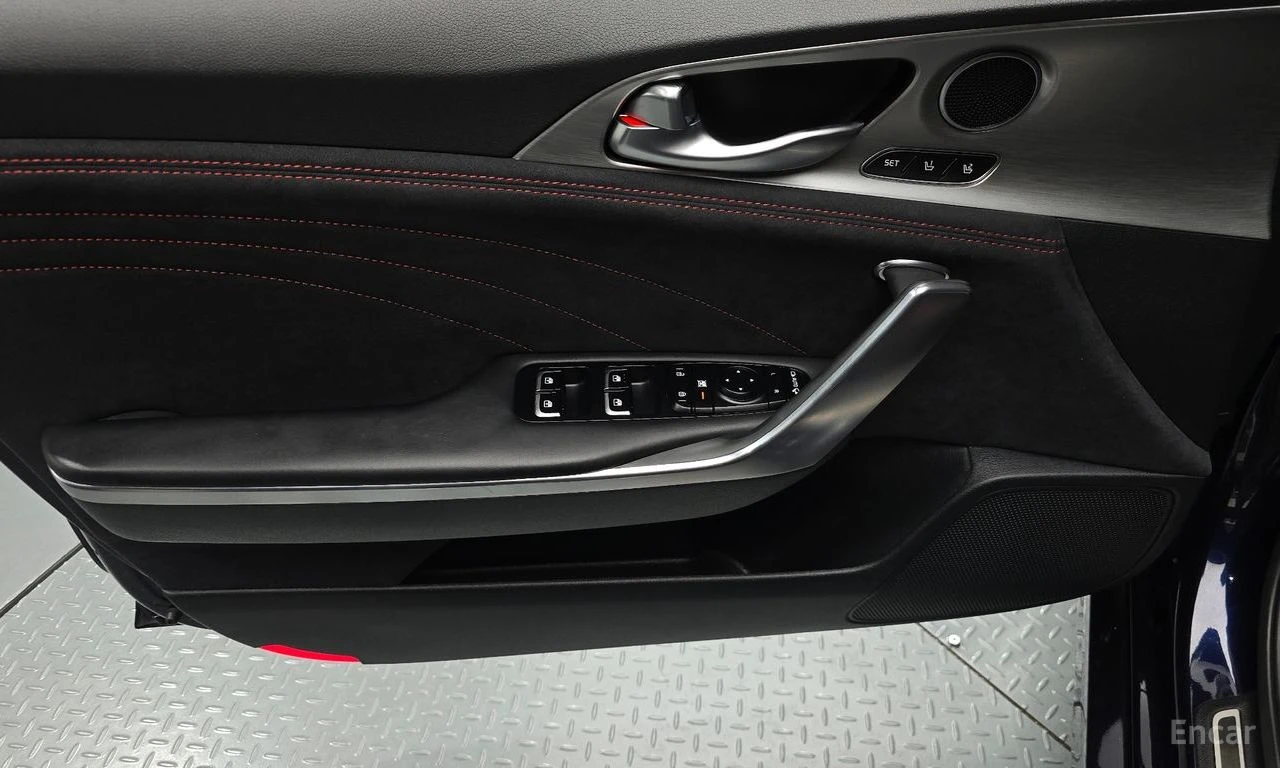 Kia Stinger * КРАЙНА ЦЕНА ДО БЪЛГАРИЯ * АВТОКРЕДИТ, снимка 13 - Автомобили и джипове - 55542239