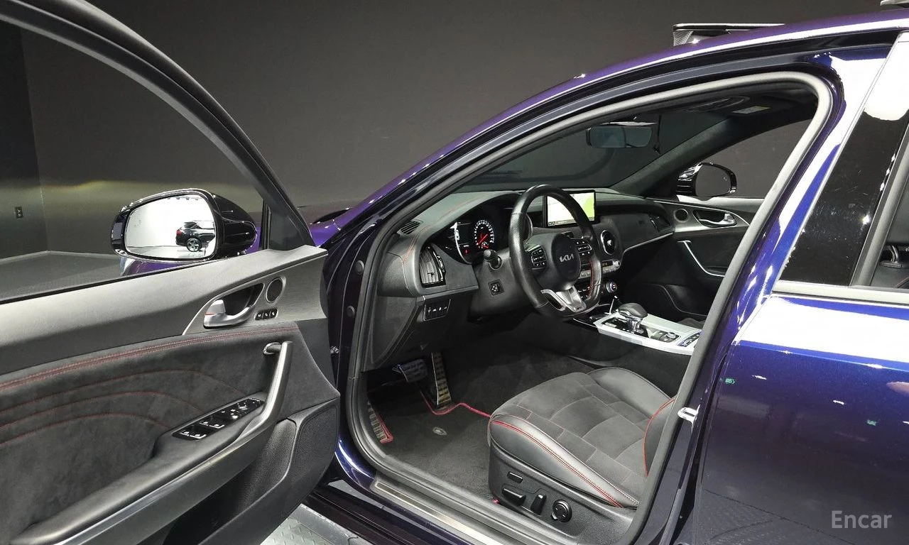Kia Stinger * КРАЙНА ЦЕНА ДО БЪЛГАРИЯ * АВТОКРЕДИТ, снимка 16 - Автомобили и джипове - 55542239