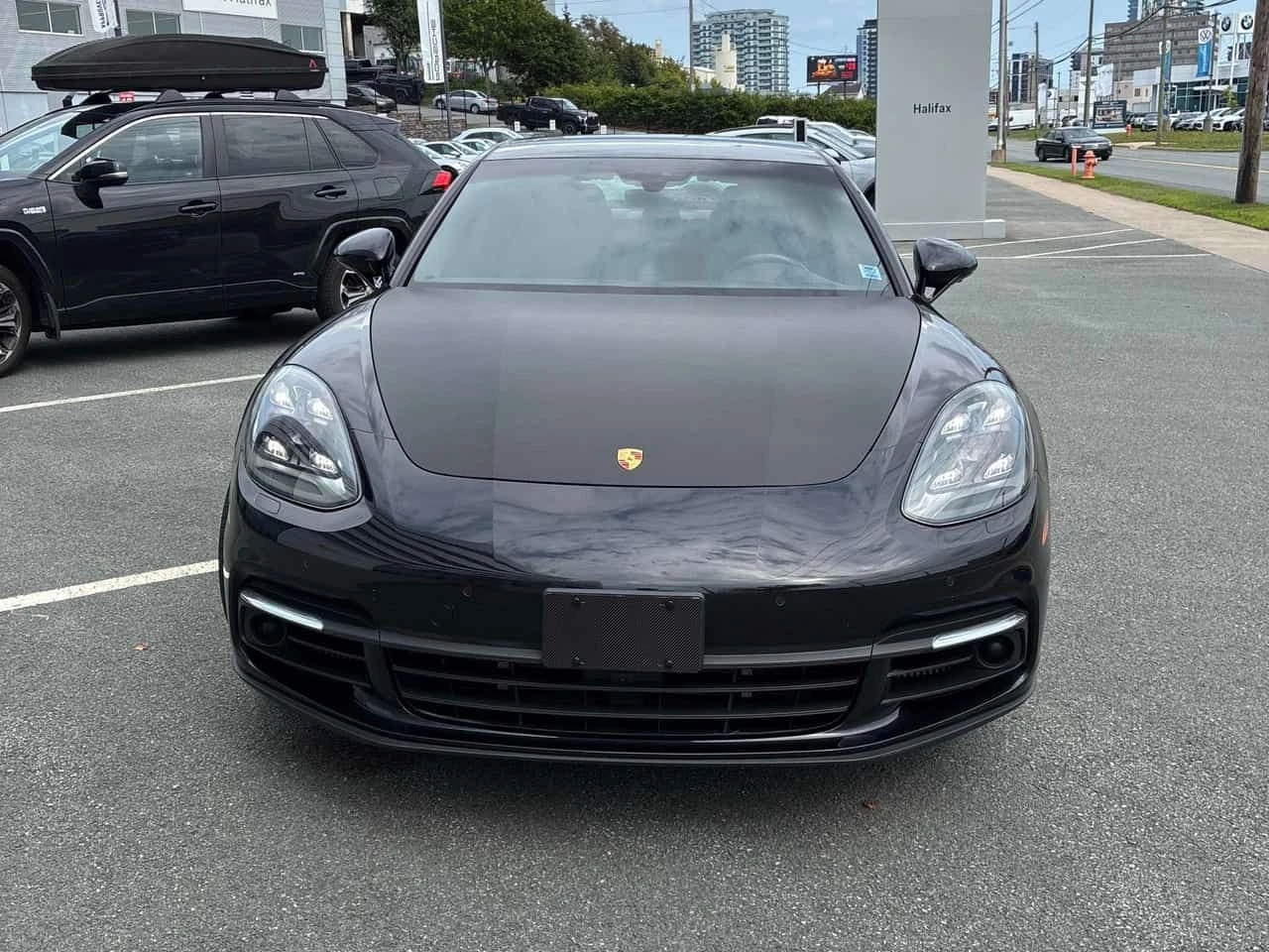 Porsche Panamera * 4 * ЛИЦЕНЗИРАН ДИЛЪР * CARFAX, снимка 6 - Автомобили и джипове - 55641905