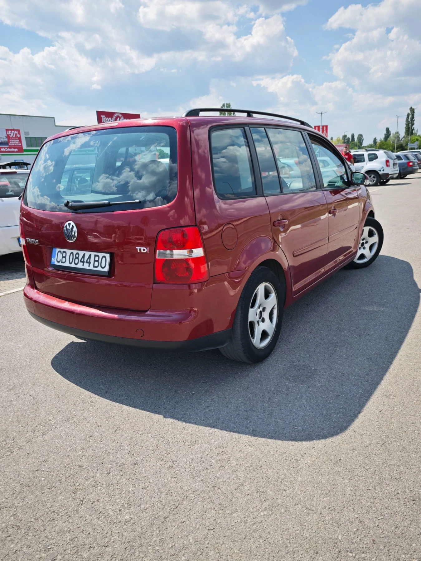 VW Touran, снимка 7 - Автомобили и джипове - 55646840