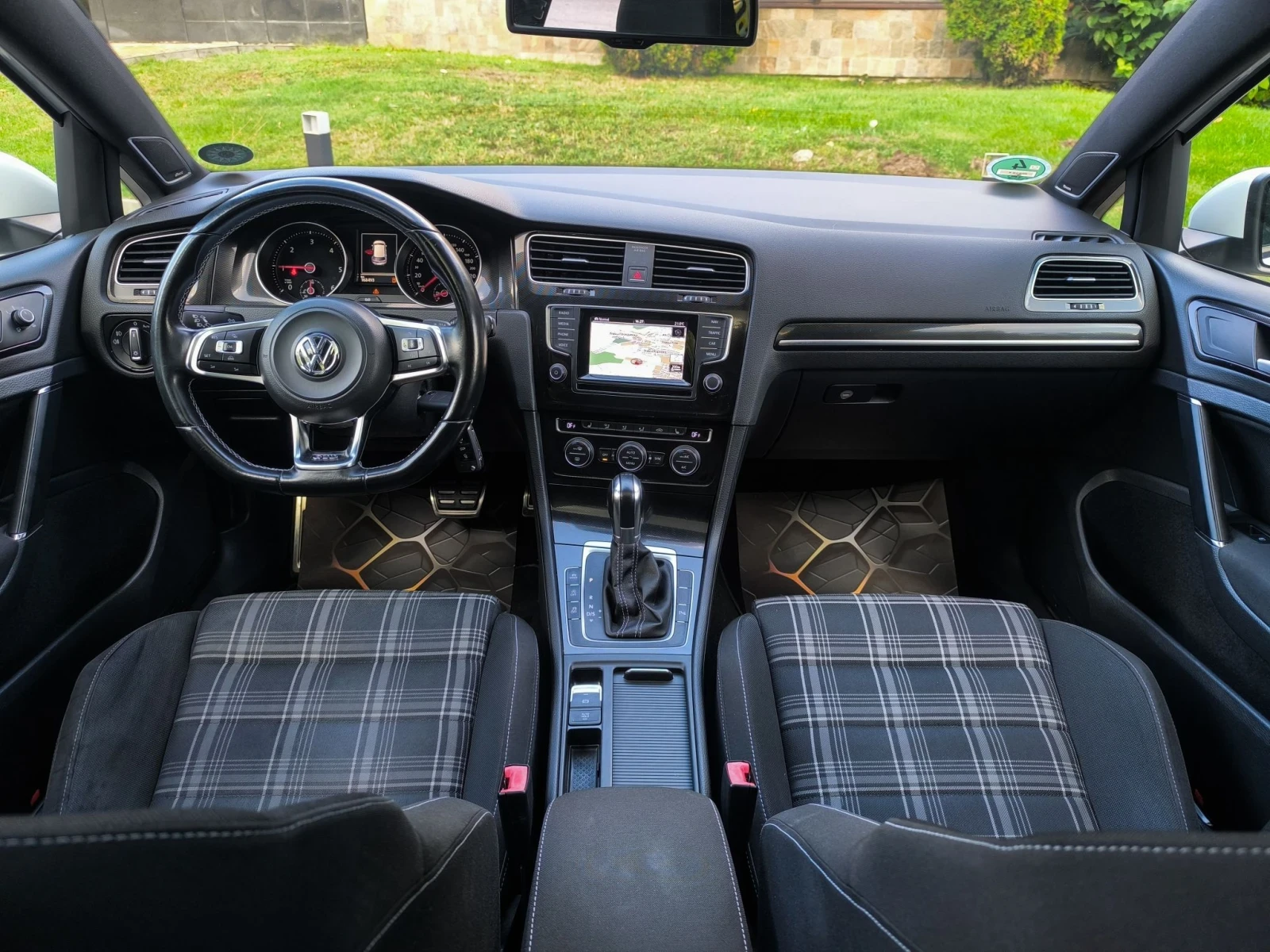 VW Golf 2.0TDI* GTD* DSG* PANO* GERMANY , снимка 7 - Автомобили и джипове - 56299010