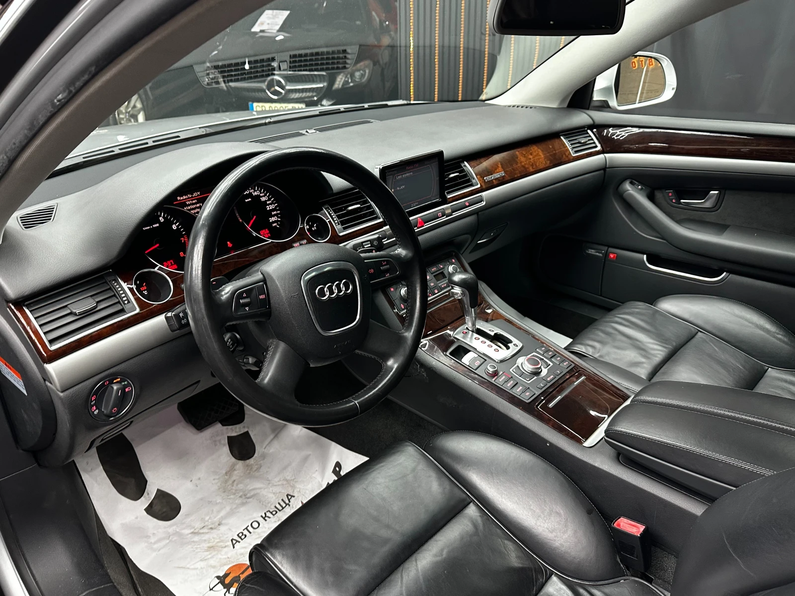 Audi A8 3.2i 260�� Quttro. 136000 ��!!!/�������� 6 ���.  | Mobile.bg � ����������� 7