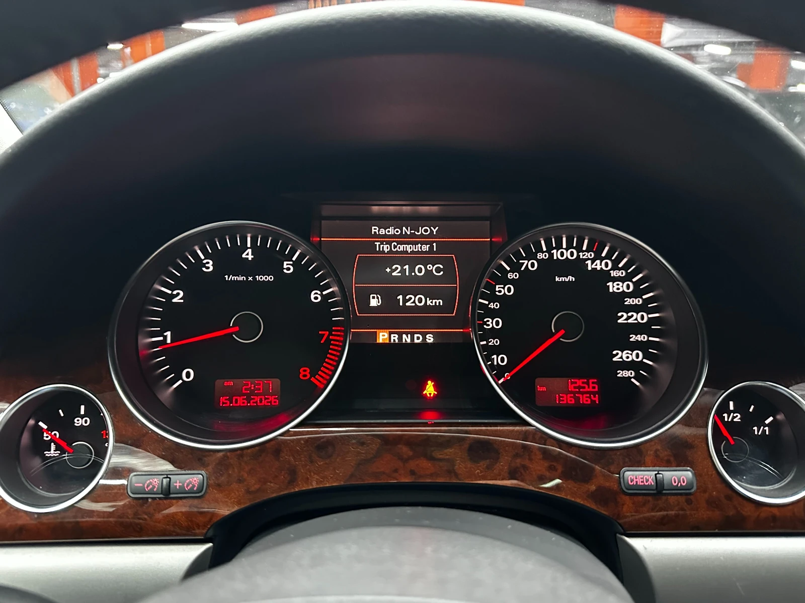 Audi A8 3.2i 260�� Quttro. 136000 ��!!!/�������� 6 ���.  | Mobile.bg � ����������� 15