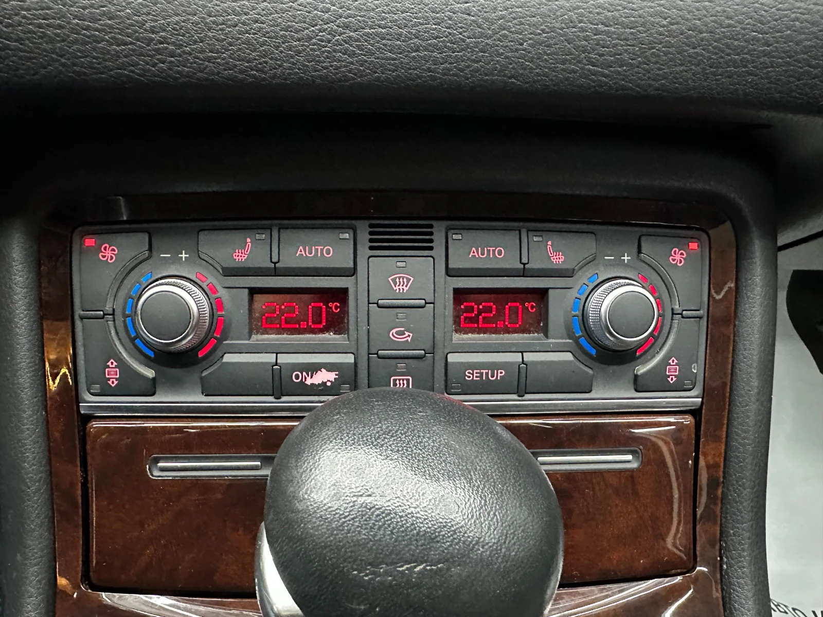 Audi A8 3.2i 260�� Quttro. 136000 ��!!!/�������� 6 ���.  | Mobile.bg � ����������� 13