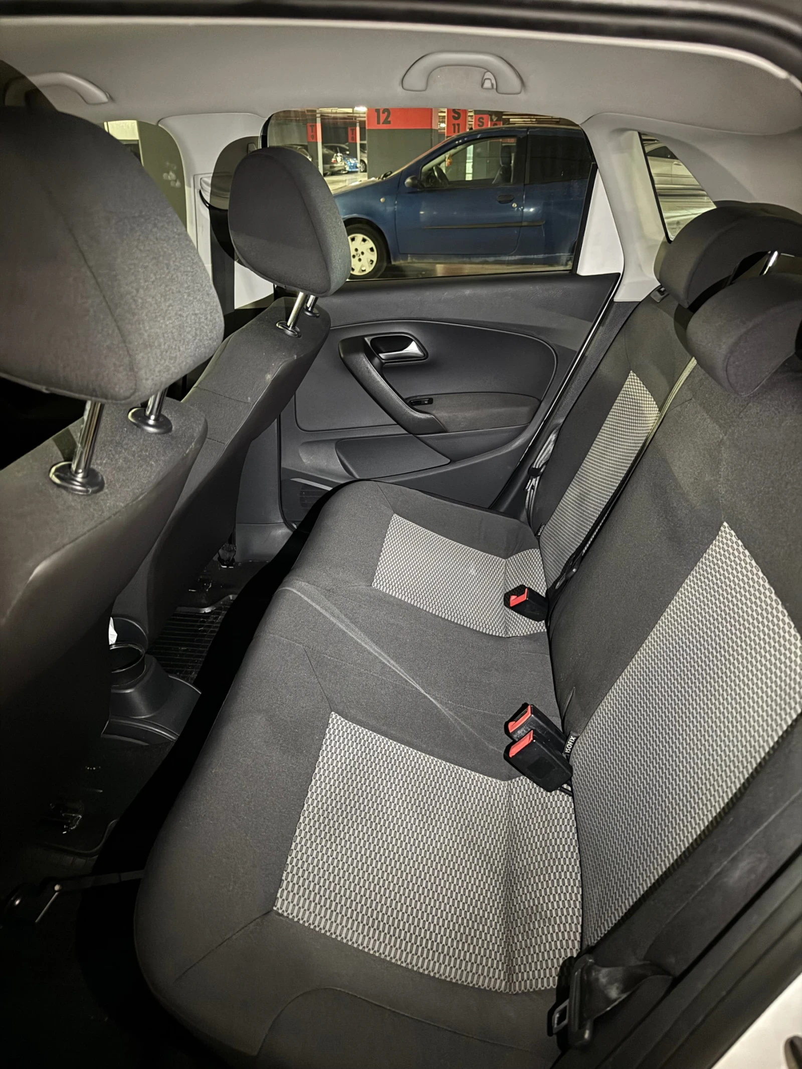 VW Polo 1.2 TDI, снимка 9 - Автомобили и джипове - 56738087