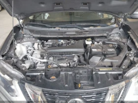 Nissan Rogue 2.5L I-4 DOHC, VVT, 170HP Front Wheel Drive, снимка 16