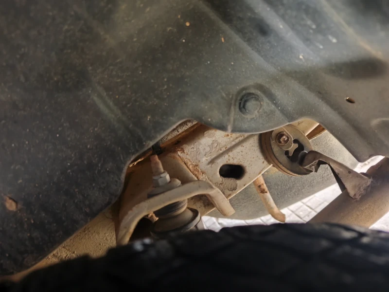 Suzuki Grand vitara 2.5i v6 158кс, снимка 10 - Автомобили и джипове - 52191540