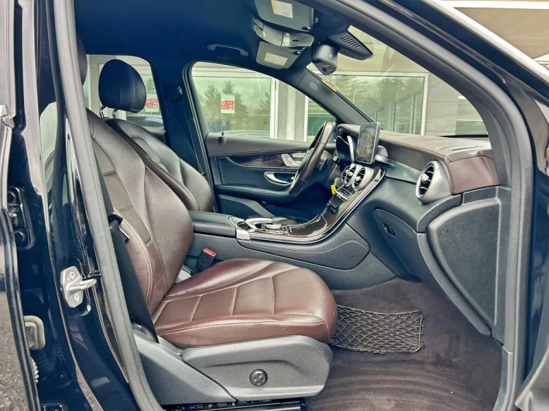 Mercedes-Benz GLC 300, снимка 5 - Автомобили и джипове - 52806149