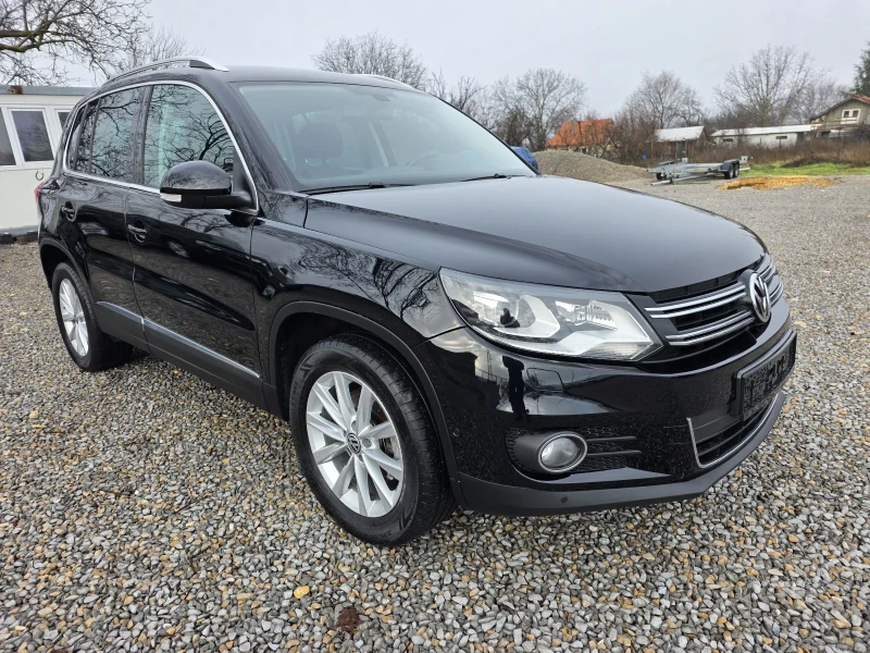 VW Tiguan 2.0tdi 140k.c. 4x4 Navi Kamera Led 160000km., снимка 3 - Автомобили и джипове - 53013043