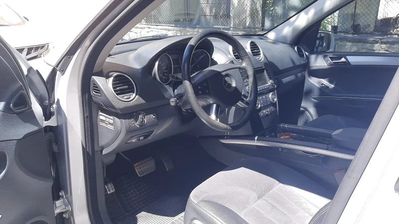 Mercedes-Benz ML 350, снимка 5 - Автомобили и джипове - 53111636