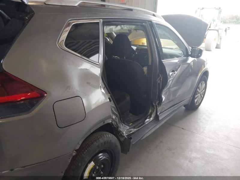 Nissan Rogue 2.5L I-4 DOHC, VVT, 170HP Front Wheel Drive, снимка 12 - Автомобили и джипове - 53500929