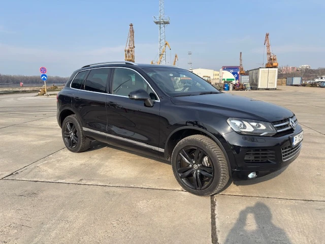 VW Touareg, снимка 2 - Автомобили и джипове - 53735035