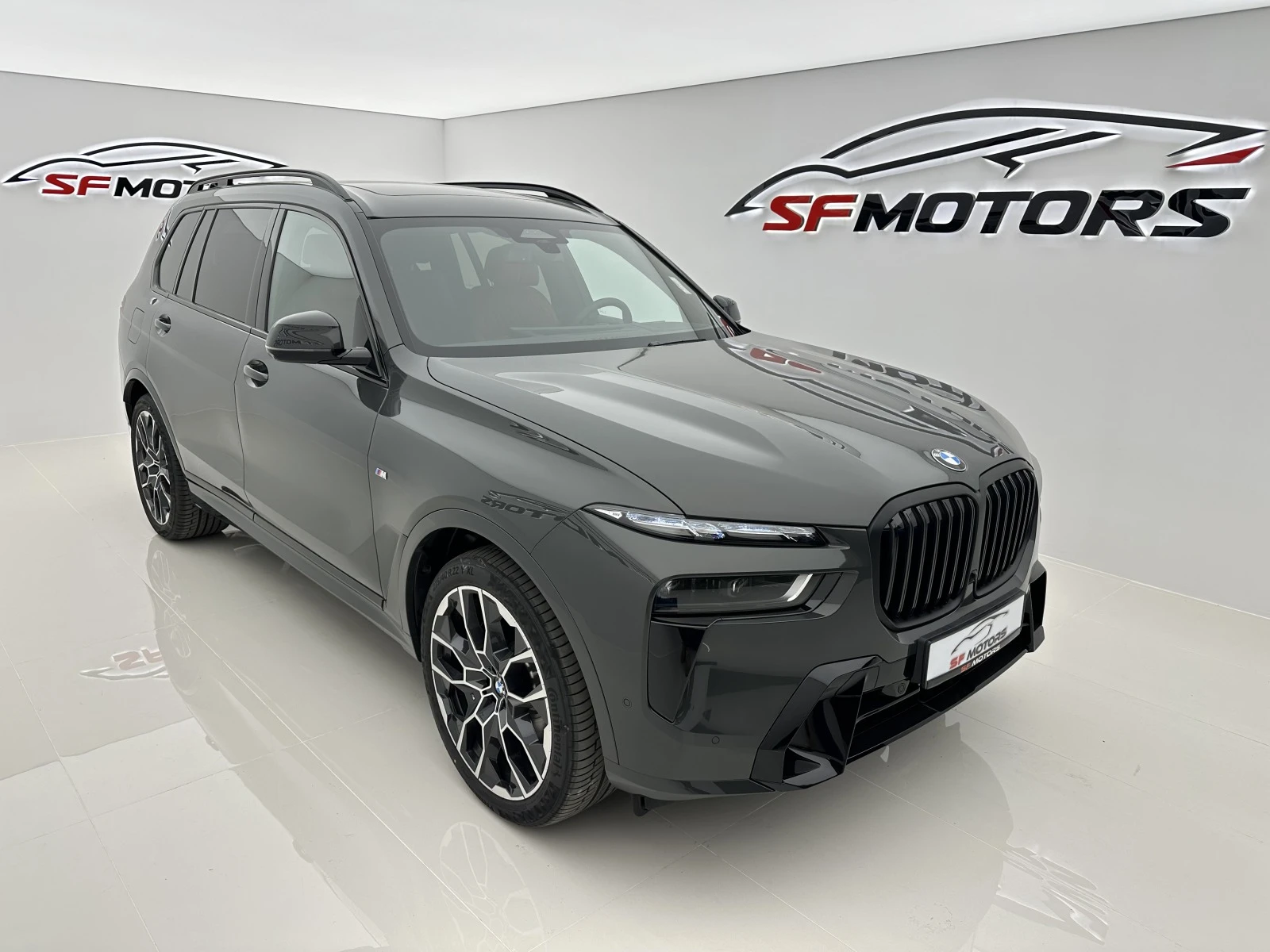 BMW X7 xDrive40d MSport| SkyLounge - [1] 