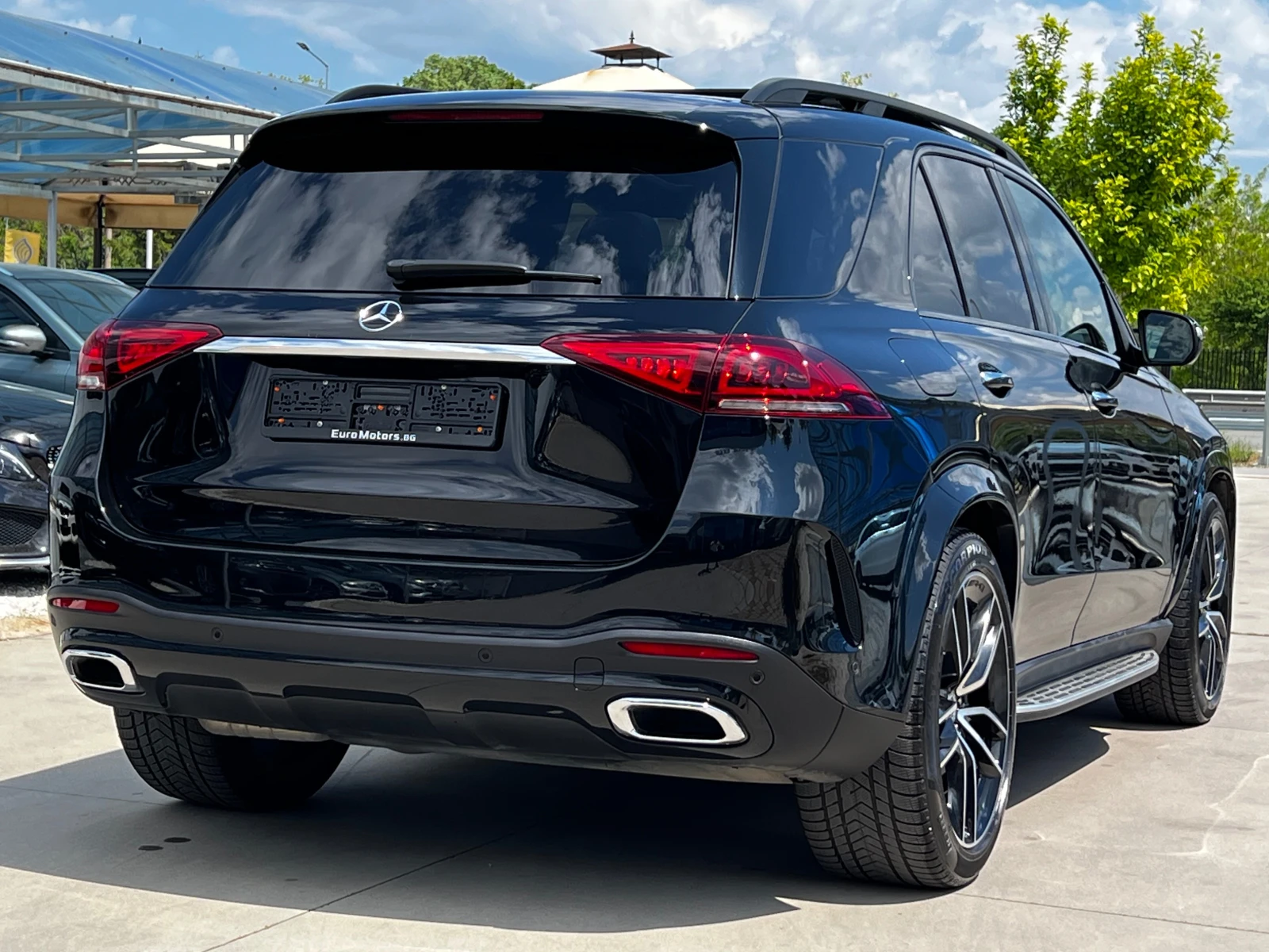 Mercedes-Benz GLE 350 d, 9G, AMG LINE, 22", PANO, DISTR, NIGHT, FULL - изображение 5