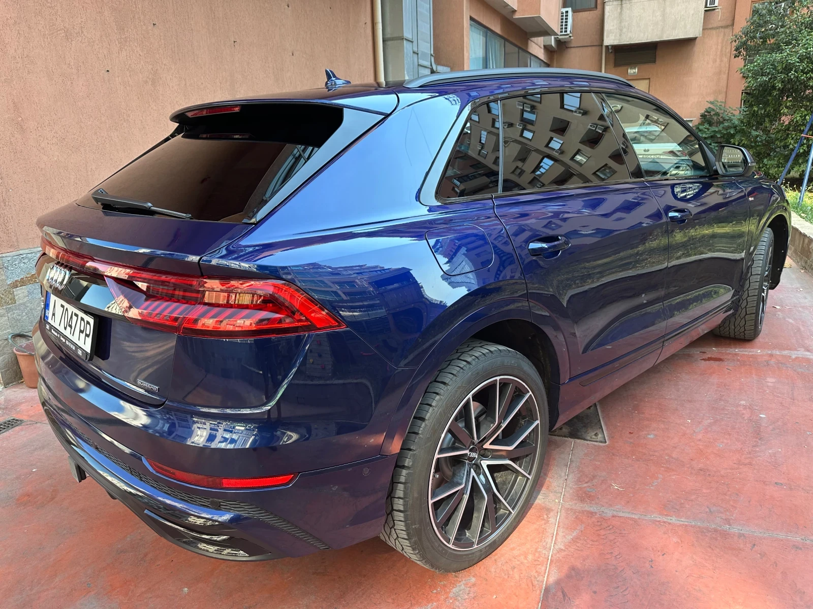 Audi Q8 55TFSI S-LINE - изображение 8