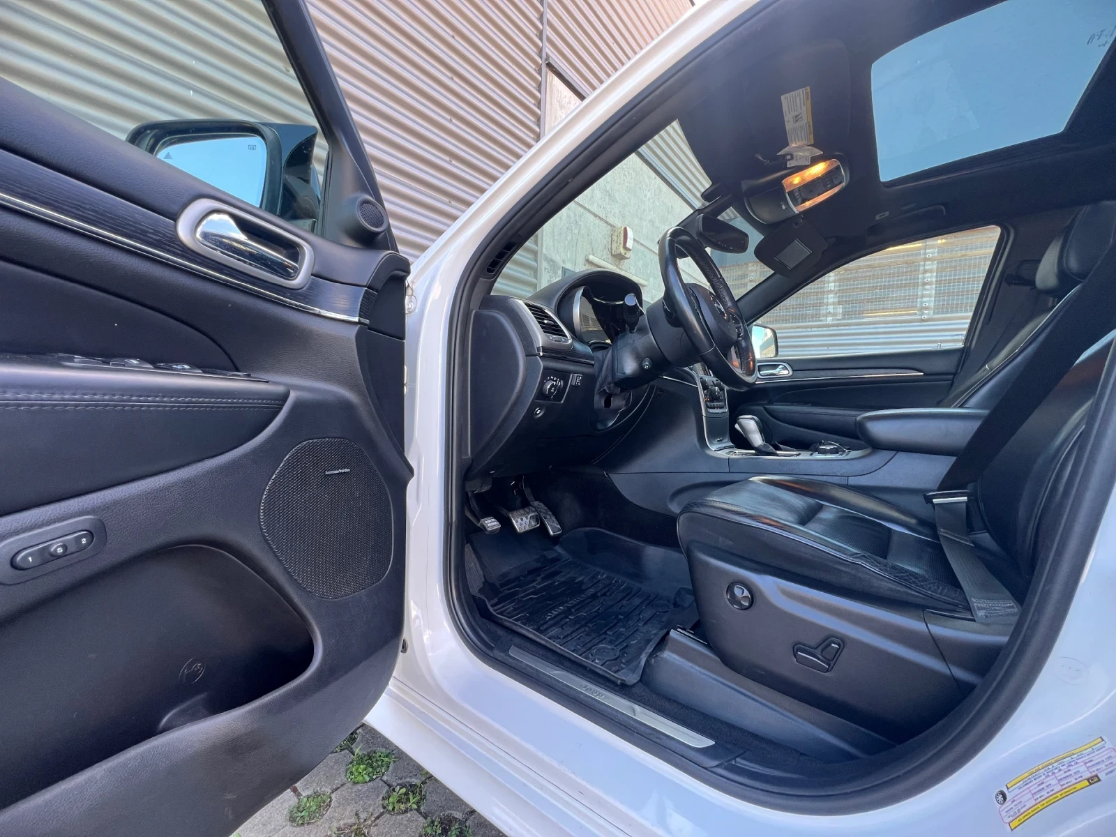 Jeep Grand cherokee 5.7    | Mobile.bg   11