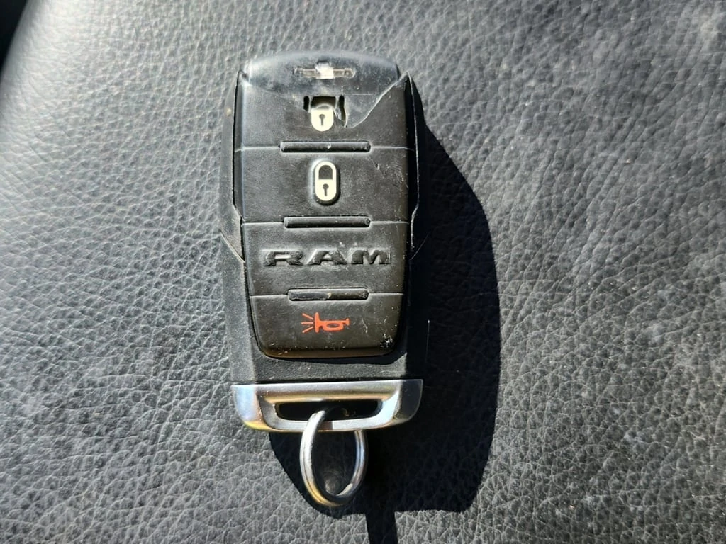 Dodge RAM 1500 * TRADESMAN * CARFAX * БЕЗ ПЪРВОНАЧАЛНА ВНОСКА - изображение 6