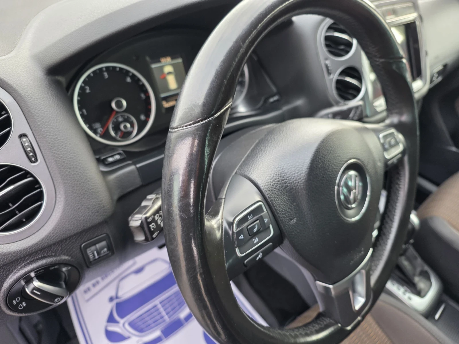 VW Tiguan 2.0tdi 140k.c. 4x4 Navi Kamera Led 160000km. - изображение 8