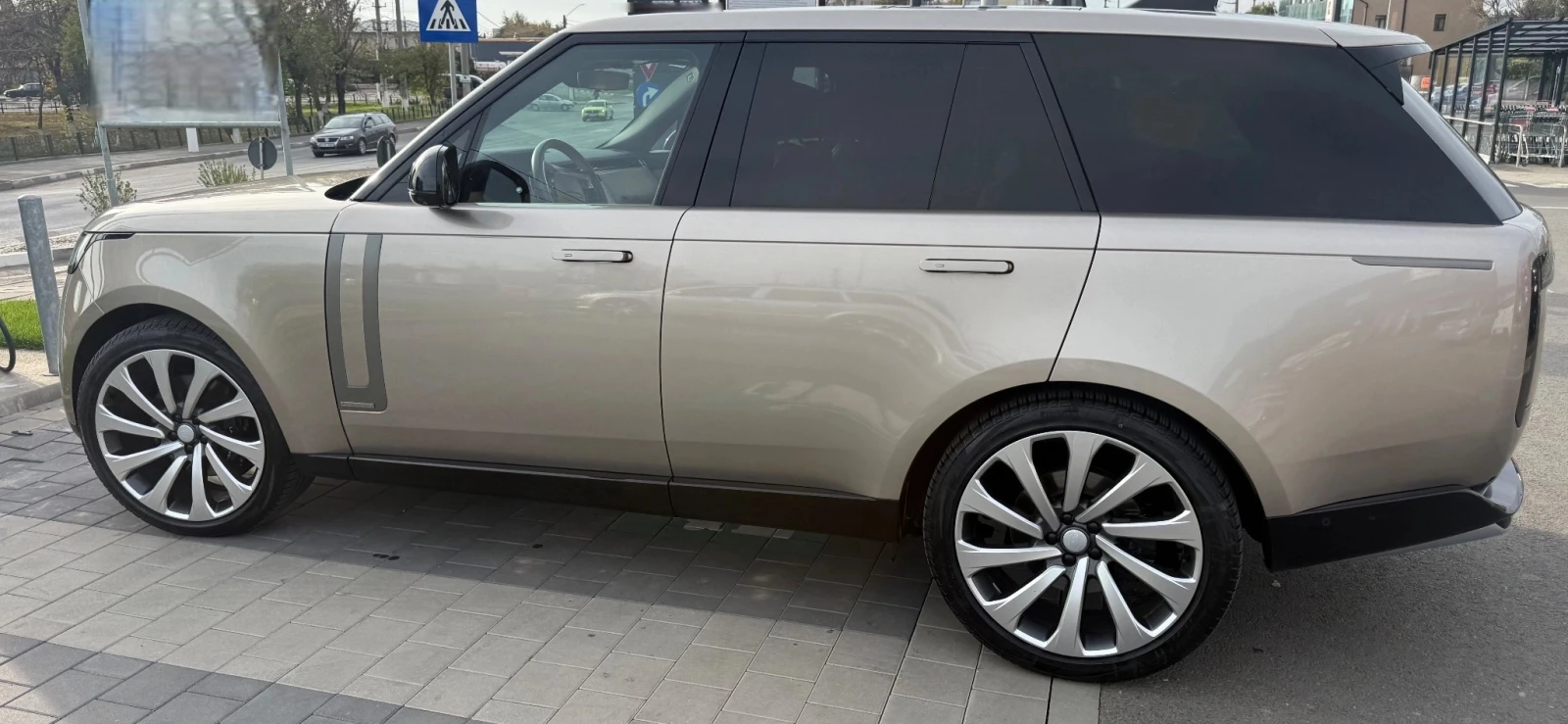 Land Rover Range rover Autobiography L460 - изображение 4