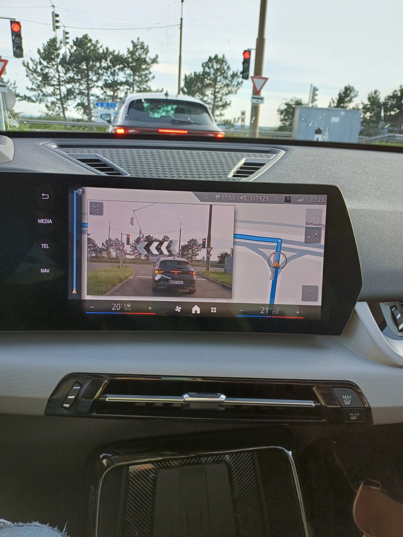 BMW X1 xDrive20d U11 B47 | Mobile.bg � ����������� 3