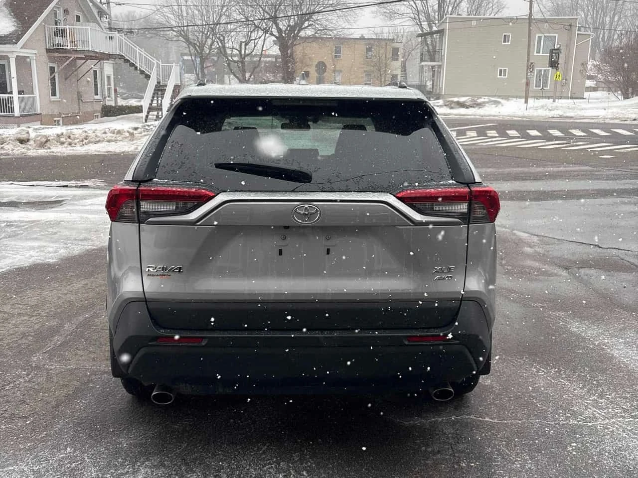 Toyota Rav4 * XLE * * ПАНОРАМА* * ПОДГРЕВ* , снимка 4 - Автомобили и джипове - 53892357