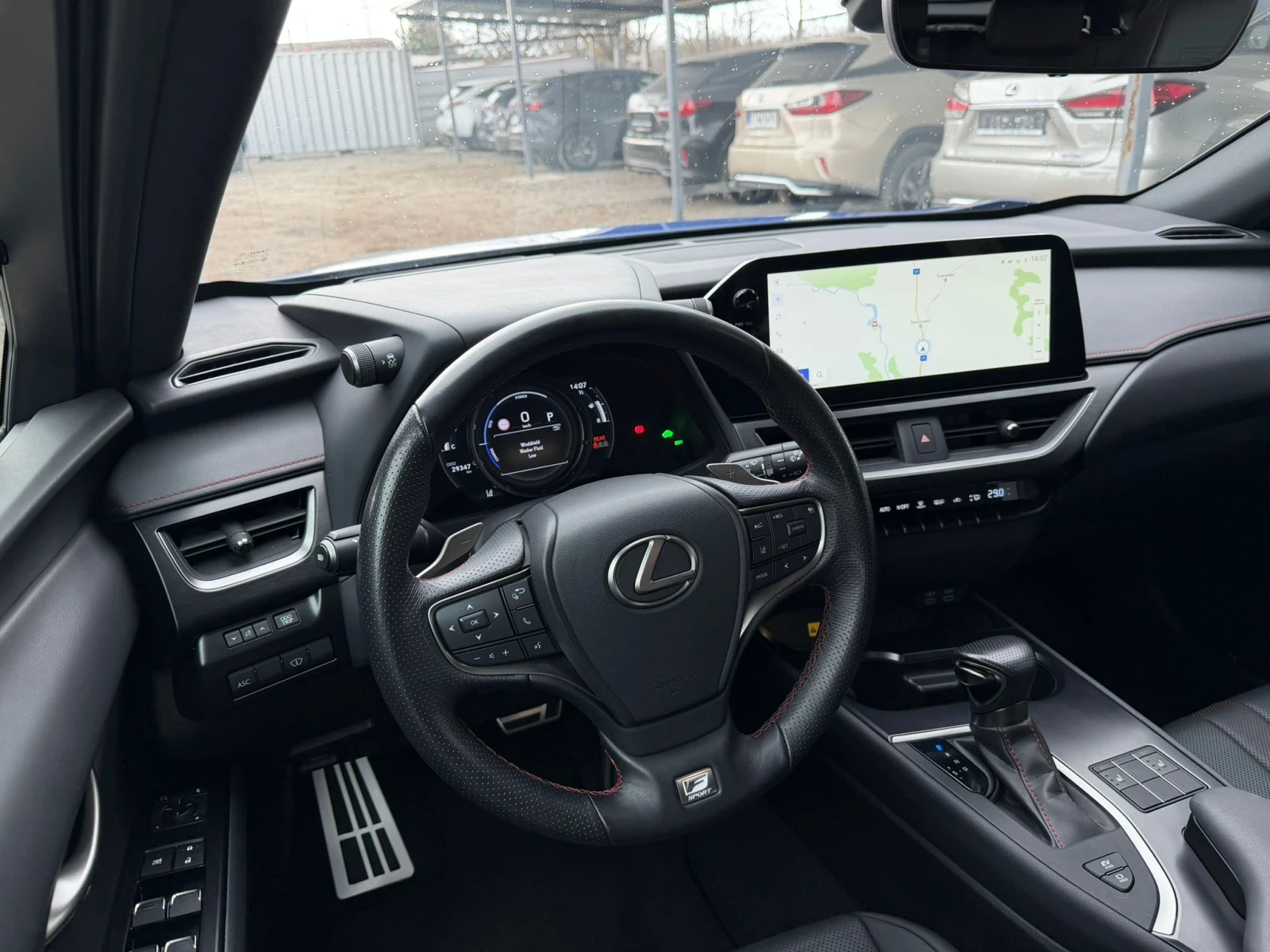 Lexus UX 250h Facelift/F Sport/HUD/В гаранция , снимка 10 - Автомобили и джипове - 54148710