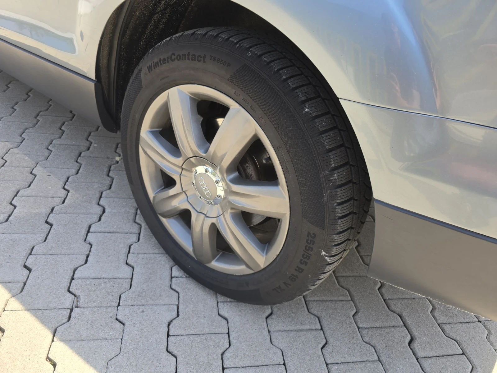 Audi Q7 3.0D/4x4/7Места, снимка 10 - Автомобили и джипове - 54352530