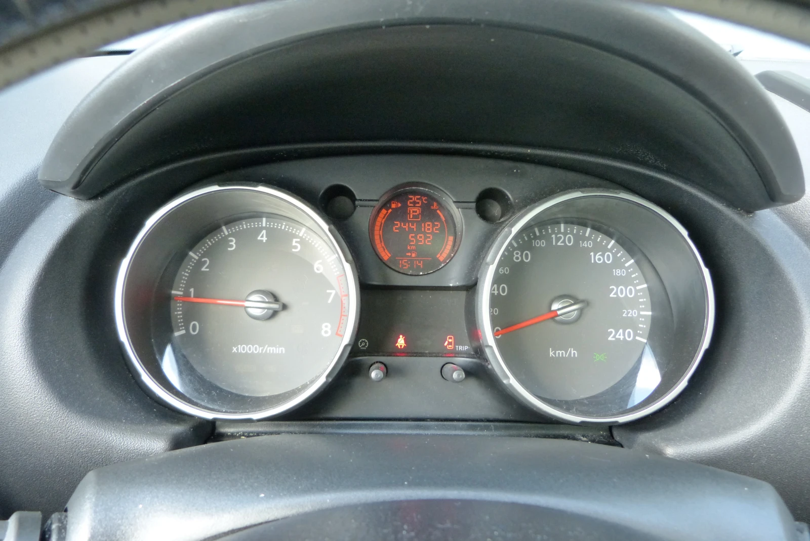 Nissan Qashqai + 2, снимка 8 - Автомобили и джипове - 55188338