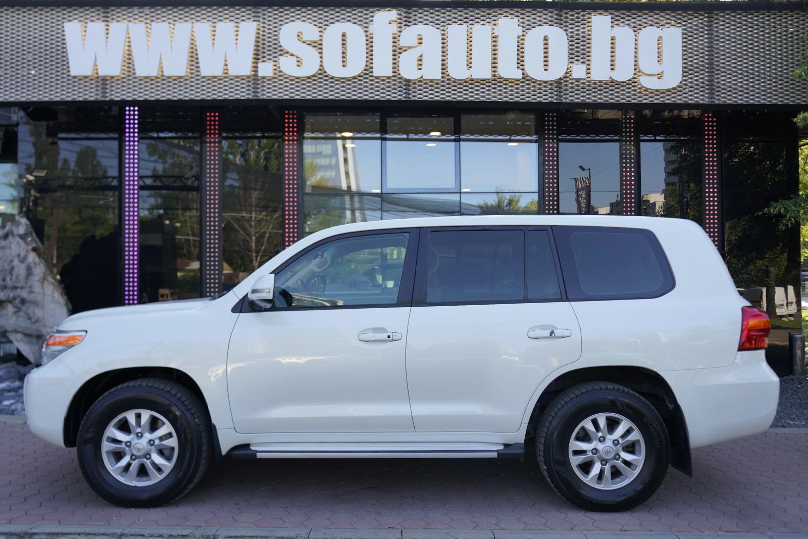 Toyota Land cruiser 200 4.5d V8 4x4 Facelift 6+ 1, снимка 3 - Автомобили и джипове - 55431959