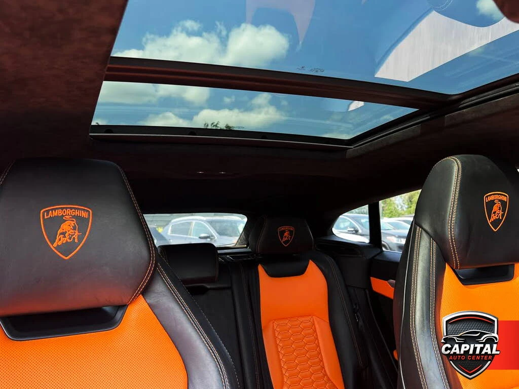 Lamborghini Urus Carbon pk* Керамика* 360* Dis* Обдух* Масаж* B&O* , снимка 12 - Автомобили и джипове - 55942202
