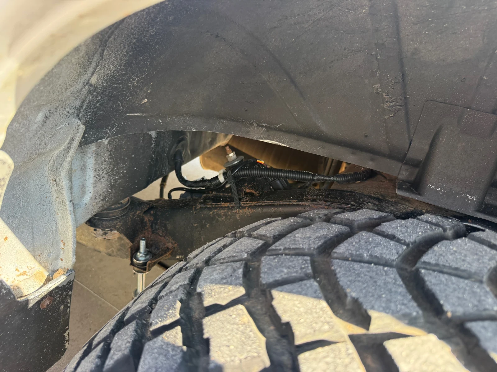Mitsubishi Pajero 2.8 tdi superSelect, снимка 13 - Автомобили и джипове - 56253120