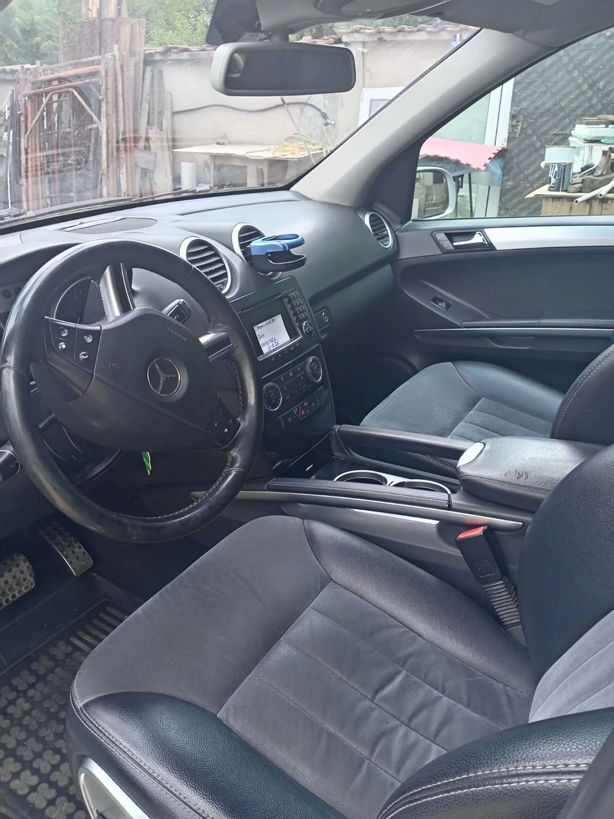 Mercedes-Benz ML 320, снимка 2 - Автомобили и джипове - 56571375