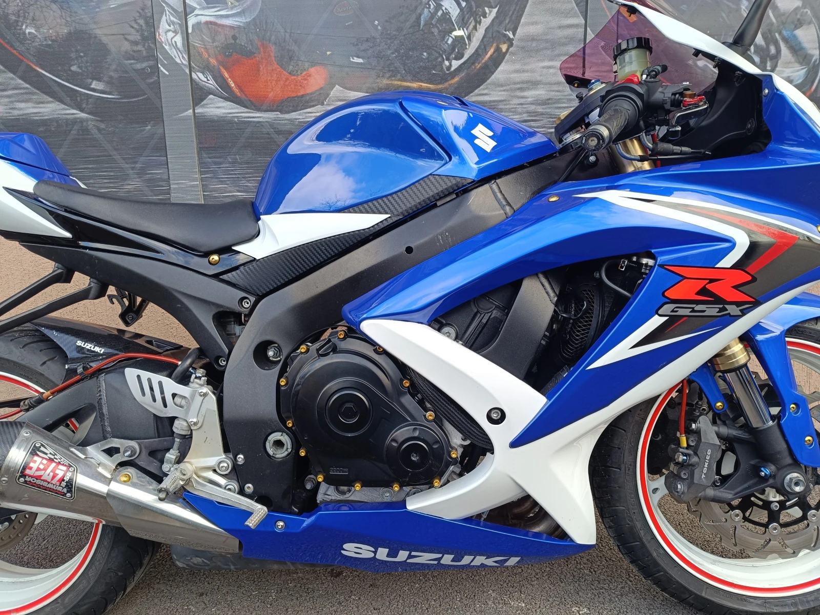 Suzuki Gsxr 600 - изображение 7