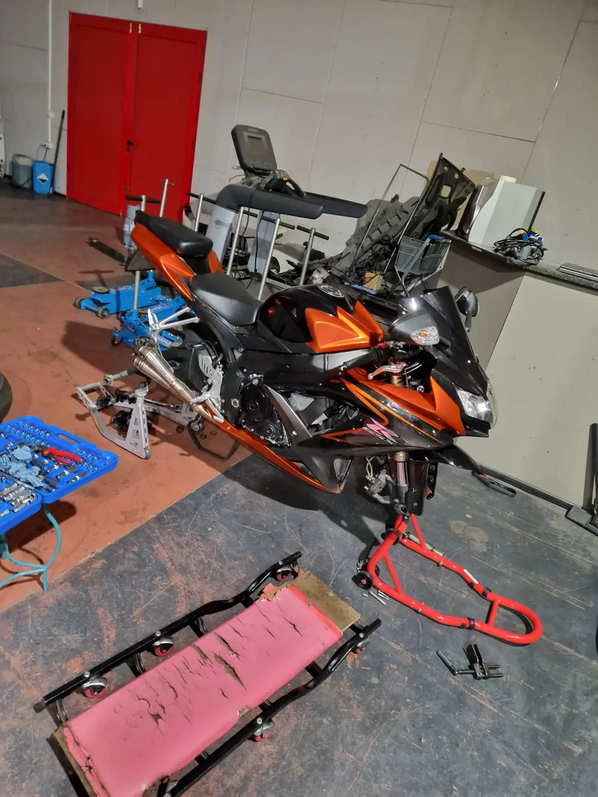 Suzuki Gsxr K8 600 - изображение 10