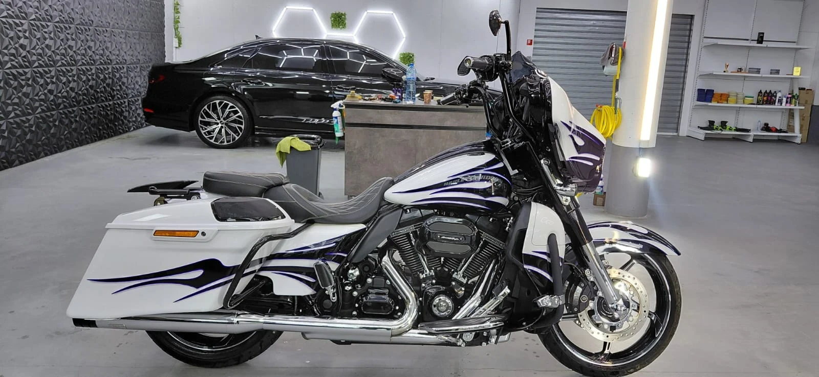 Harley-Davidson CVO, снимка 9 - Мотоциклети и мототехника - 54401713