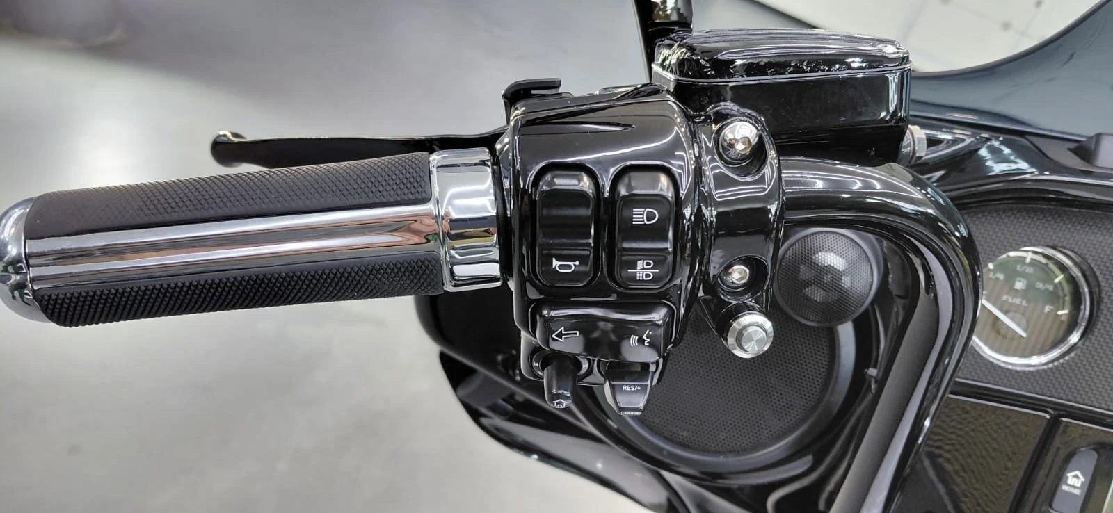 Harley-Davidson CVO, снимка 11 - Мотоциклети и мототехника - 54401713