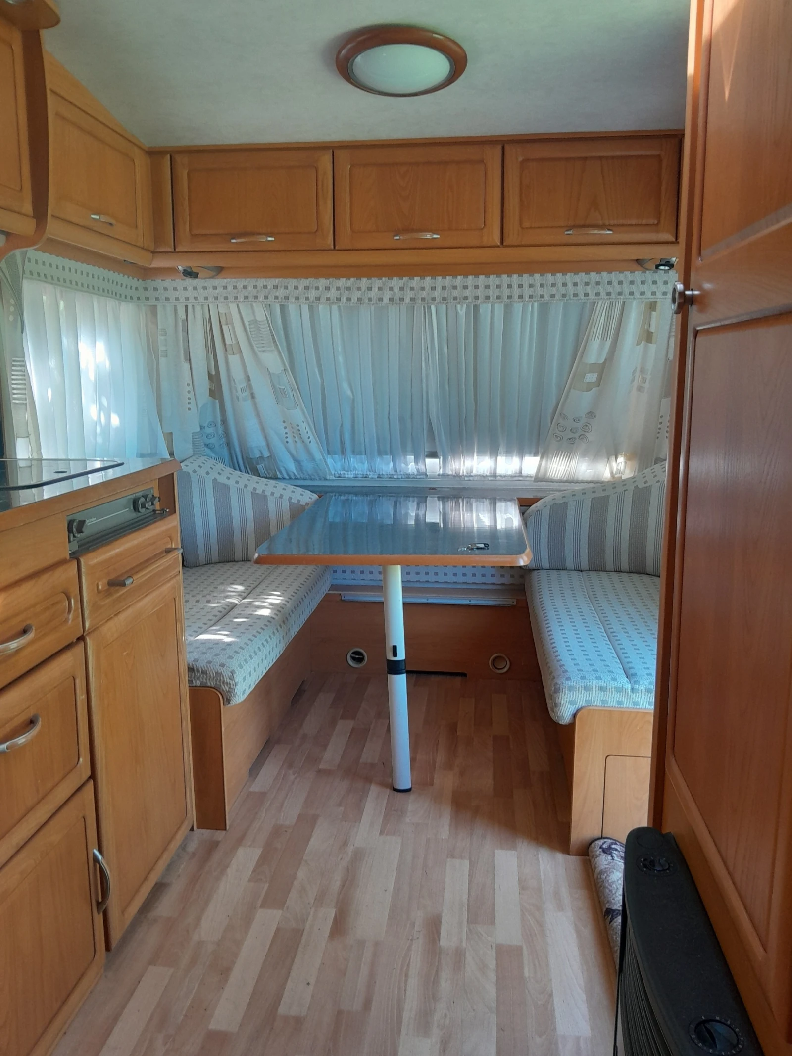 Каравана Wilk 451 ДЕ ЛУКС