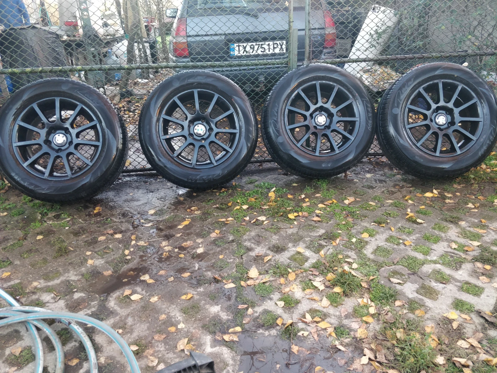 ���� � ������ 225/55R16 | Mobile.bg � ����������� 2