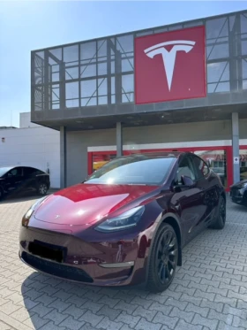     Tesla Model Y Dual Motor - Long Range