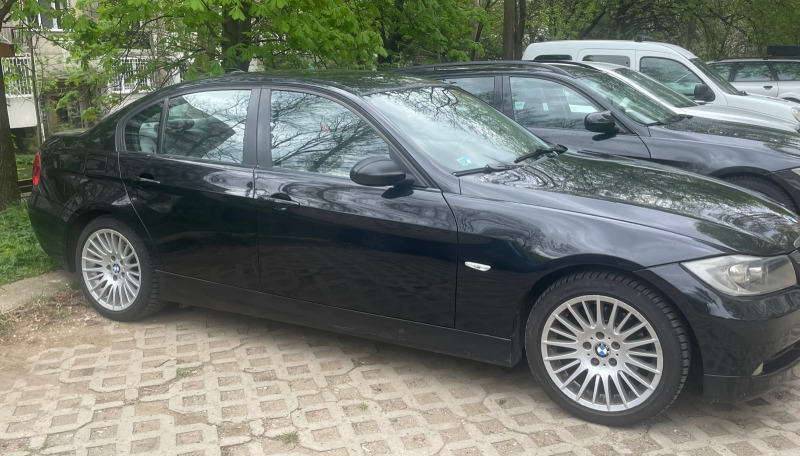 BMW 320 2.0 d, снимка 3 - Автомобили и джипове - 45752937