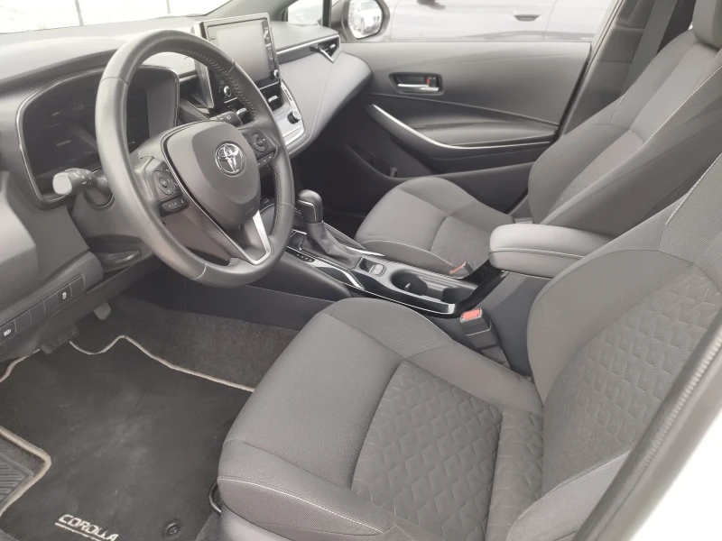 Toyota Corolla 2.0i HYBRID 45000km  СЕРВИЗНА ИСТОРИЯ!, снимка 10 - Автомобили и джипове - 51261092