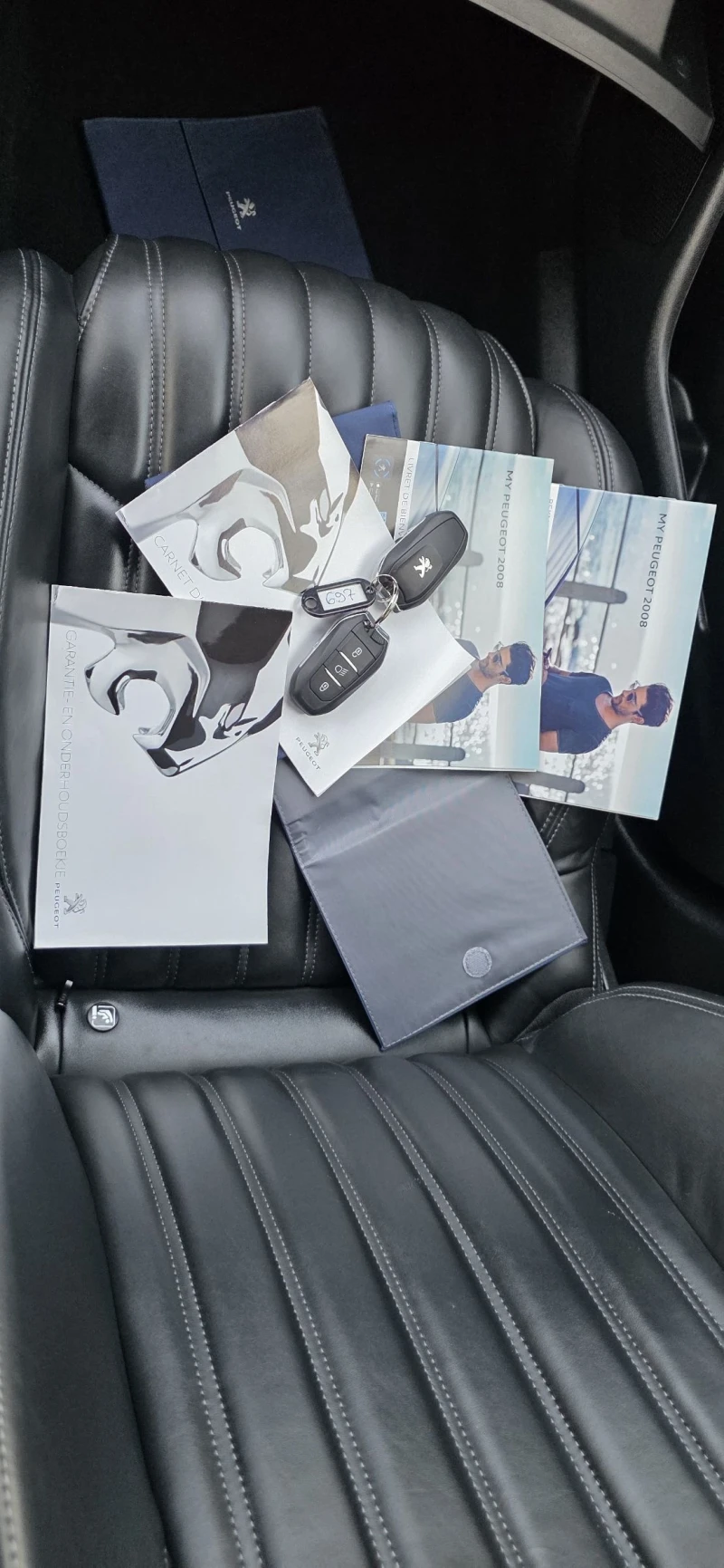 Peugeot 2008 1.5 HDI-GT-LINE* AUTOMATIK* PANORAMA* LED* FULLPAC, снимка 17 - Автомобили и джипове - 52329021