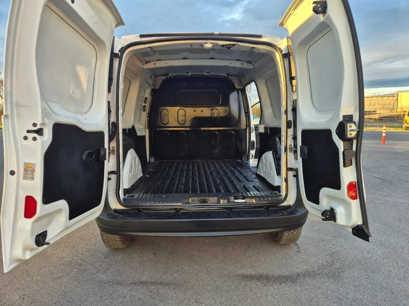 Renault Kangoo МАКСИ-1, 5DCI, снимка 11 - Автомобили и джипове - 53047029